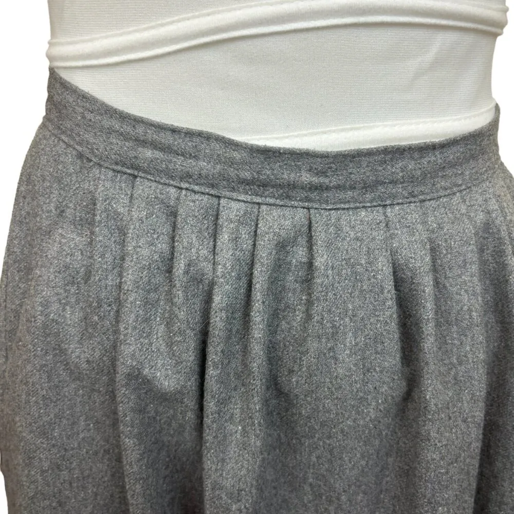 Vintage wool blend skirt, size 9, lined, pockets, pleated, button/zipper Gray - Image 3