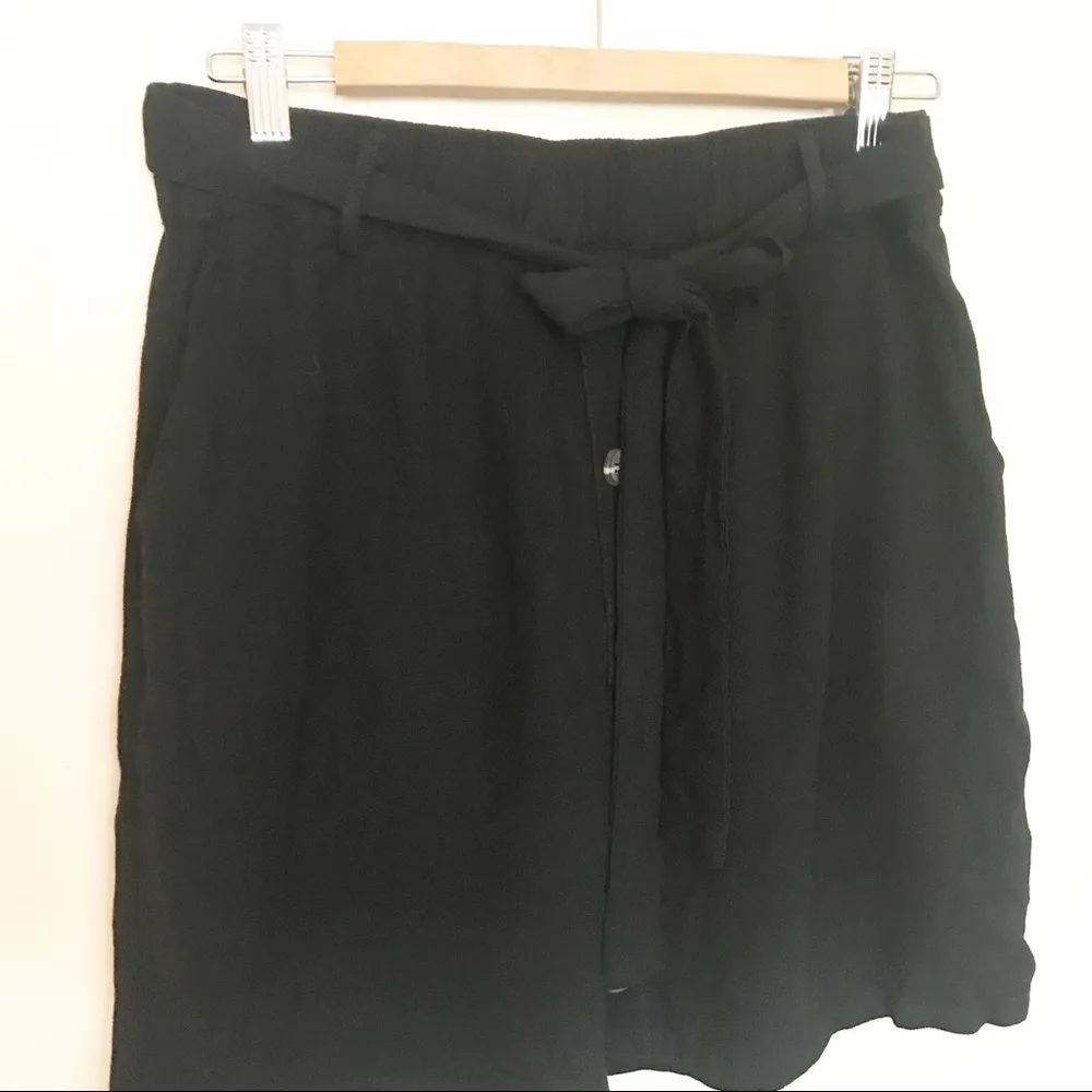 Umgee High Tie hi waist linen cotton black button Belted skirt coastal L nwt new - Image 3