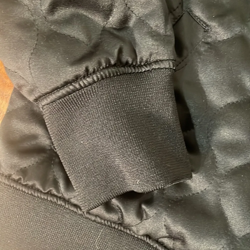 Blanc Noir Reversible‎ Bomber Jacket Quilted Women's Small Black - Image 9