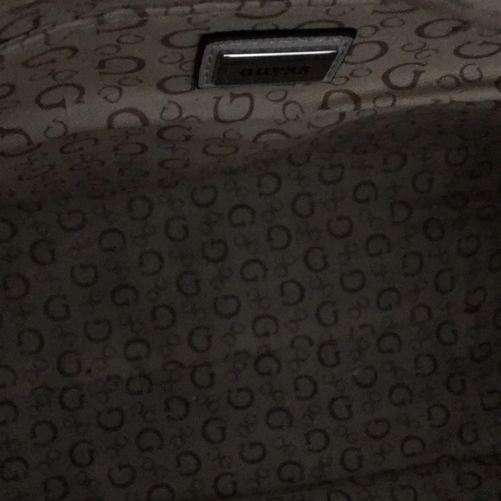 New Guess Saffiano KOTA Satchel CrossBody Black - Image 10