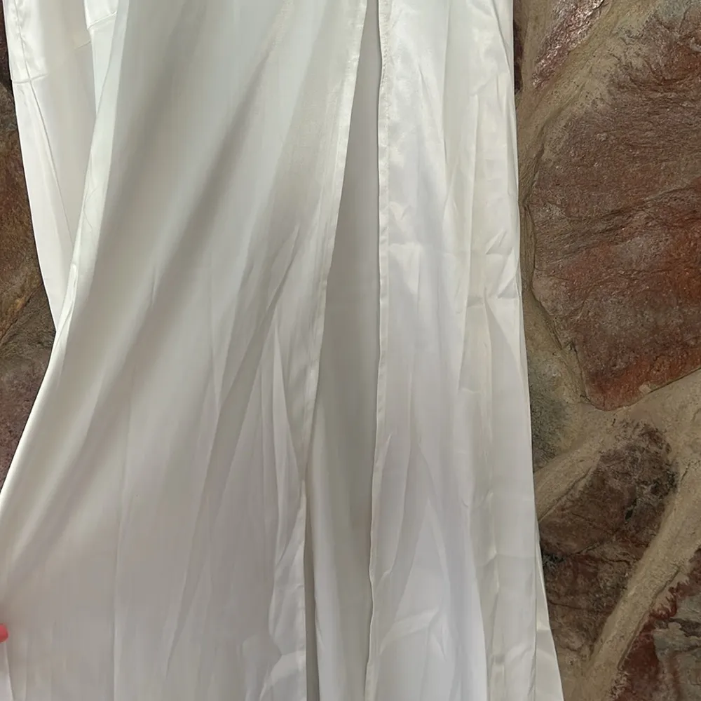 Commense Satin Patchwork Split Maxi Skirt size small White - Image 4