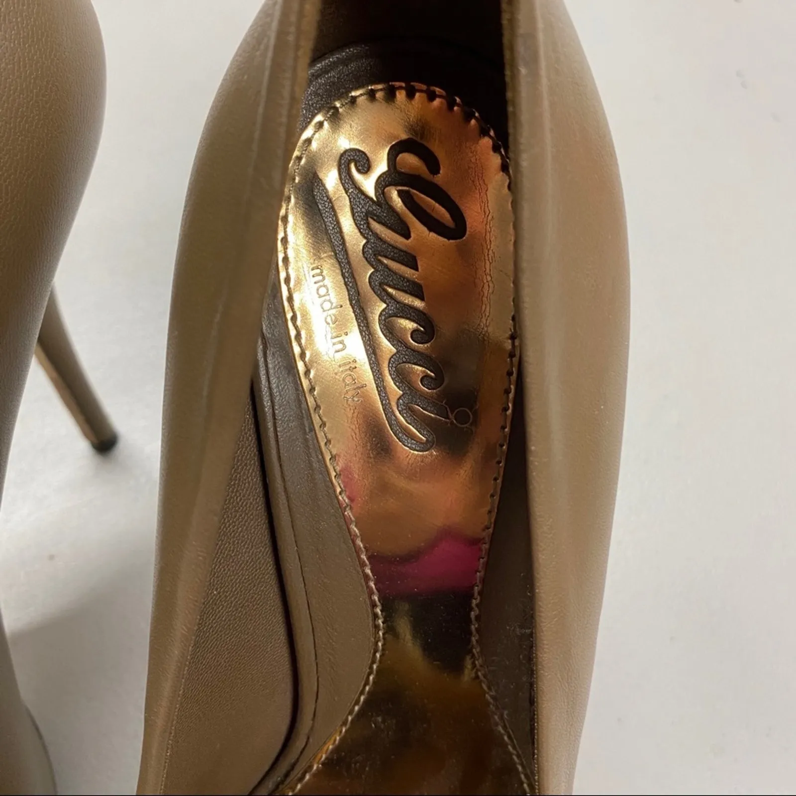 Gucci Designer Shoe High Heels Open Toe Platform Pump Nappa Leather Marron Taupe - Image 3