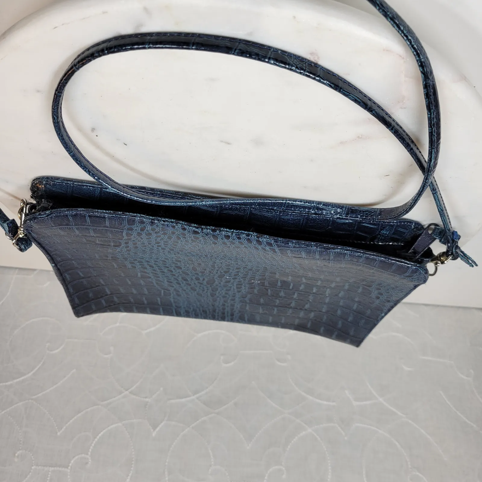 VTG Crocodile Crossbody Purse Blue Blue Embossed Leather Zipper‎ Lined - Image 9
