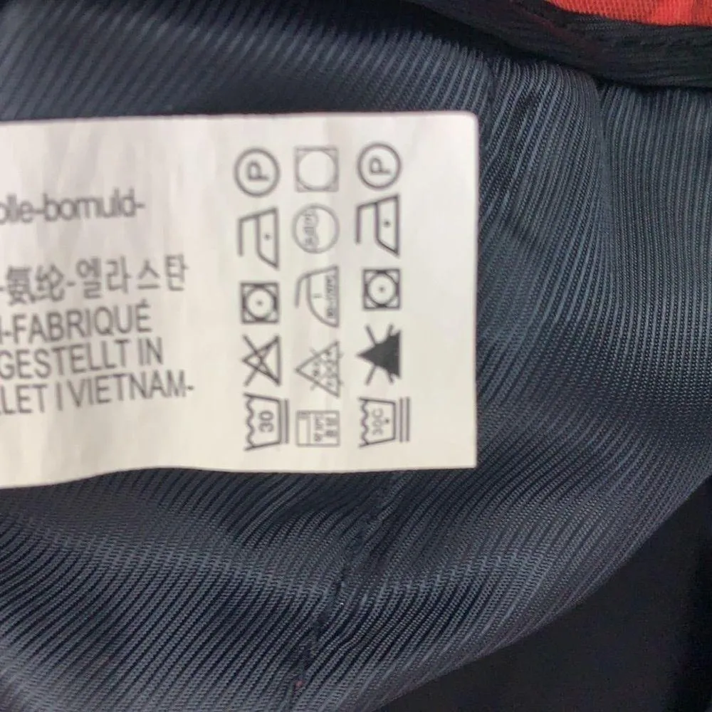 Zara Basic High Waist Hawaiian Floral Black Midi Shorts - Image 6