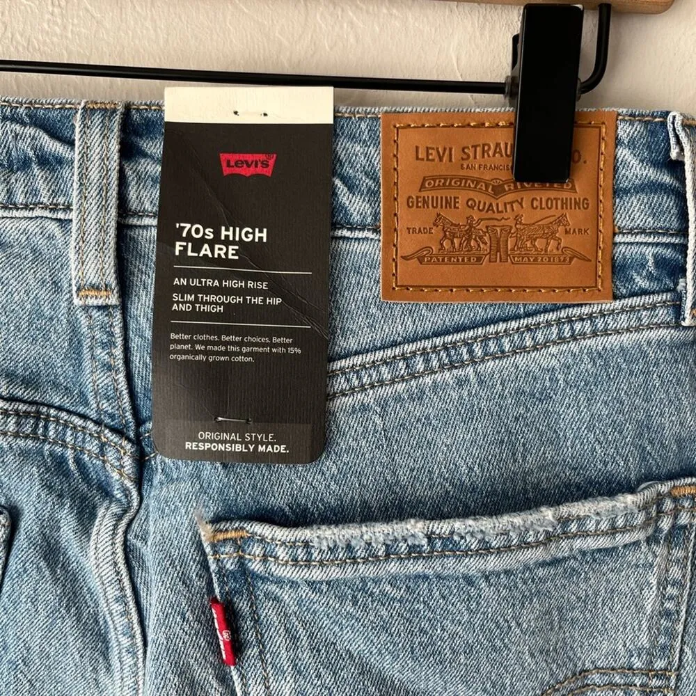 NEW Levi’s 70’s high rise flare jeans 28 - Image 8