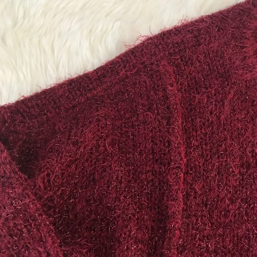 JENNIFER LOPEZ Red Fuzzy Sparkle Sweater‎ Pullover Shaggy Holiday Burgundy Small - Image 6