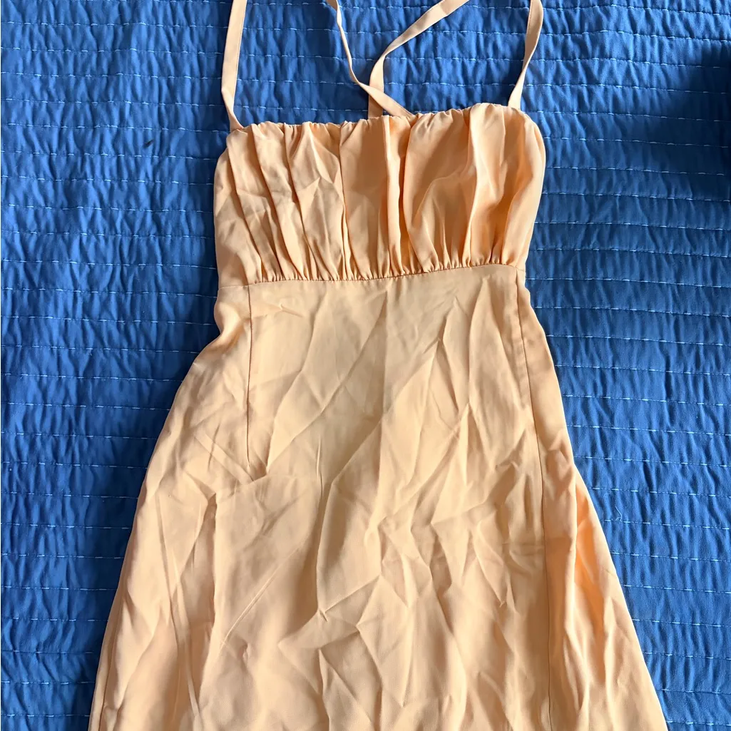 Abercrombie and Fitch Yellow Lace Up Back Midi Dress with Tags - Image 2