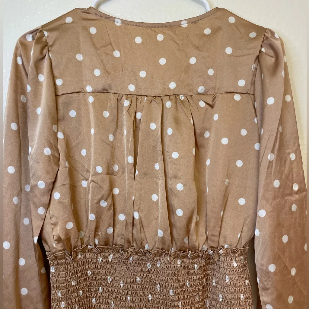 Blu Pepper NWT Tan Brown Polka Dot Silky Blouse Size S - Image 7