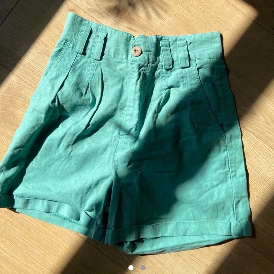 Urban Outfitters teal high waisted mom shorts 🔥 - Image 3