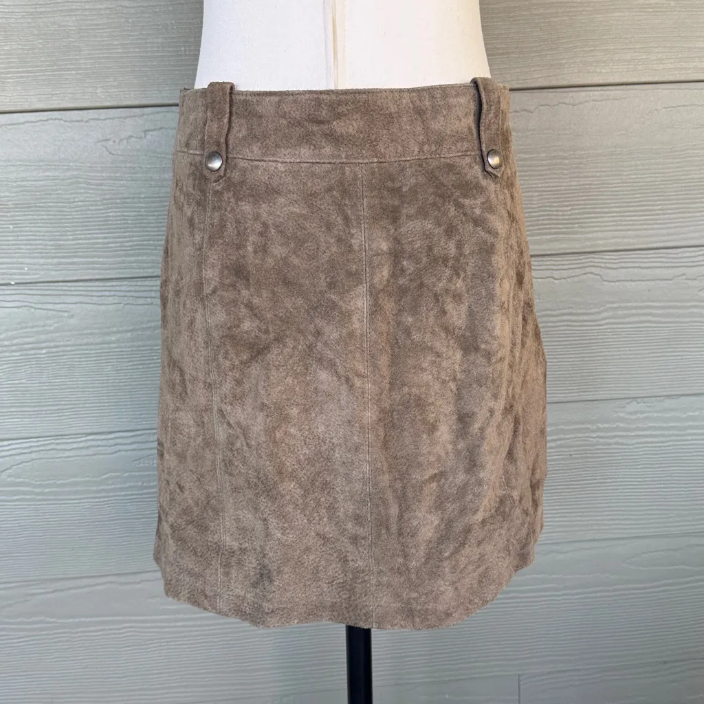 BlankNYC “Run For It” Suede Skirt - Flawed! - Image 5
