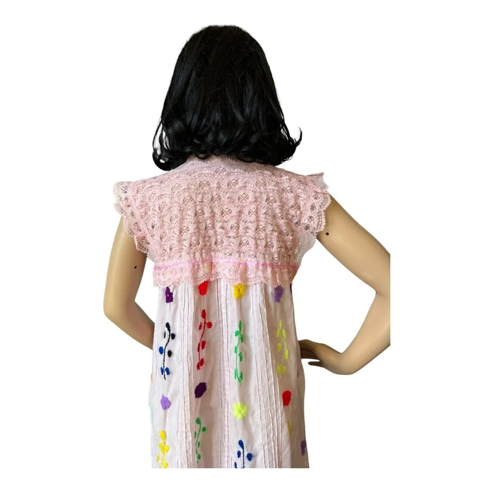 70s Pink Pintuck & Lace, colored embroidered flowers Kaftan Dress size medium - Image 11