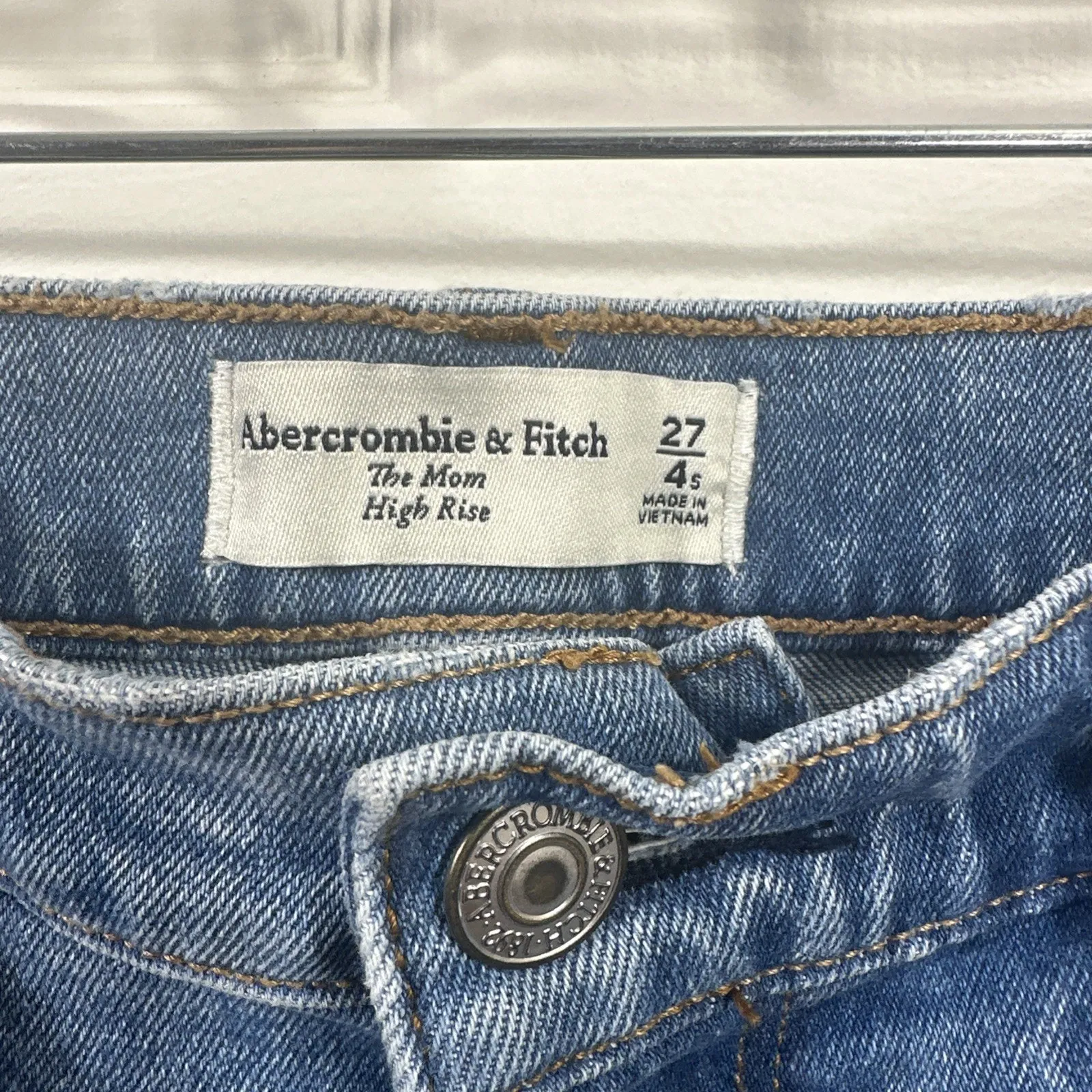 Abercrombie & Fitch The Mom High Rise Jean Women’s Size 27/4s - Image 2