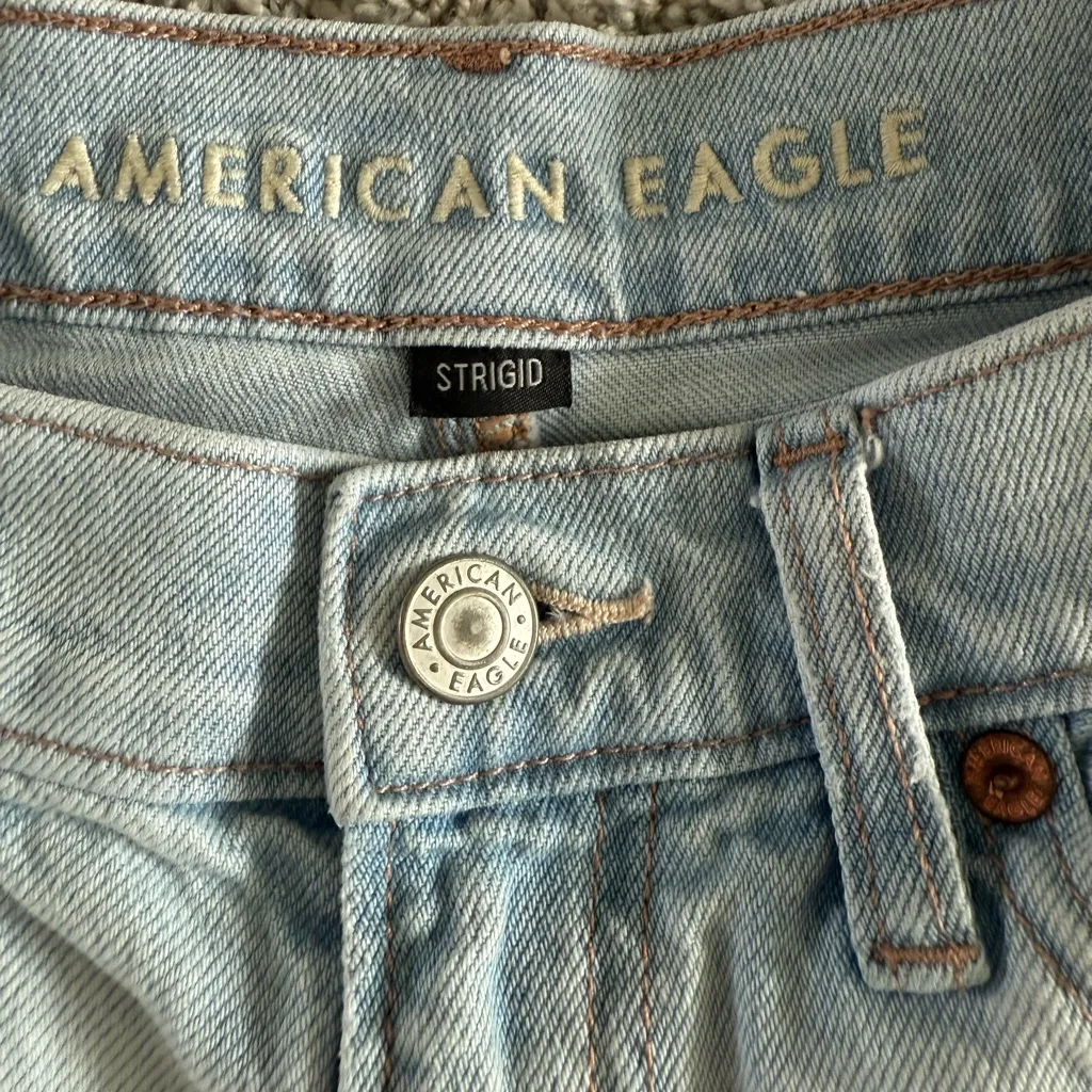 American Eagle  Outfitters Strigid Jean Shorts size 00 - Image 2