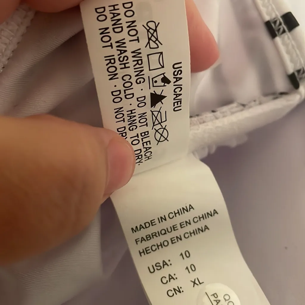 2/$30 Cocoship stripped swim bra size medium new - Image 7