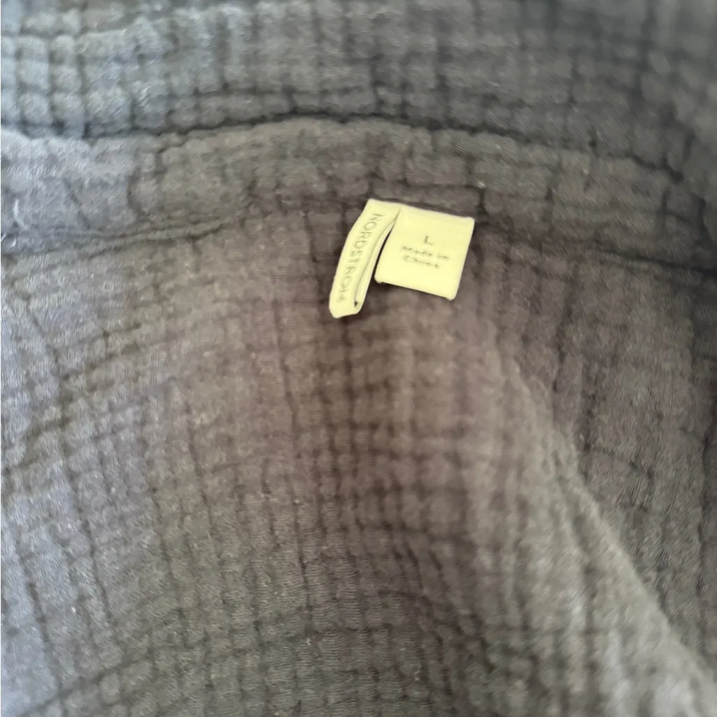 NWOT Nordstrom navy 100% cotton Button Down Shirt - Image 4