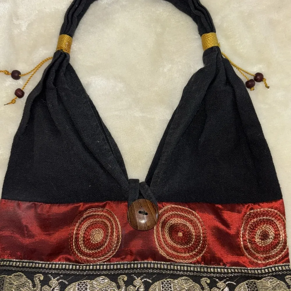 BLACK CLOTH MINI BAG RED SATIN METALLIC AND COTTON WITH ELEPHANT DESIGN - Image 6