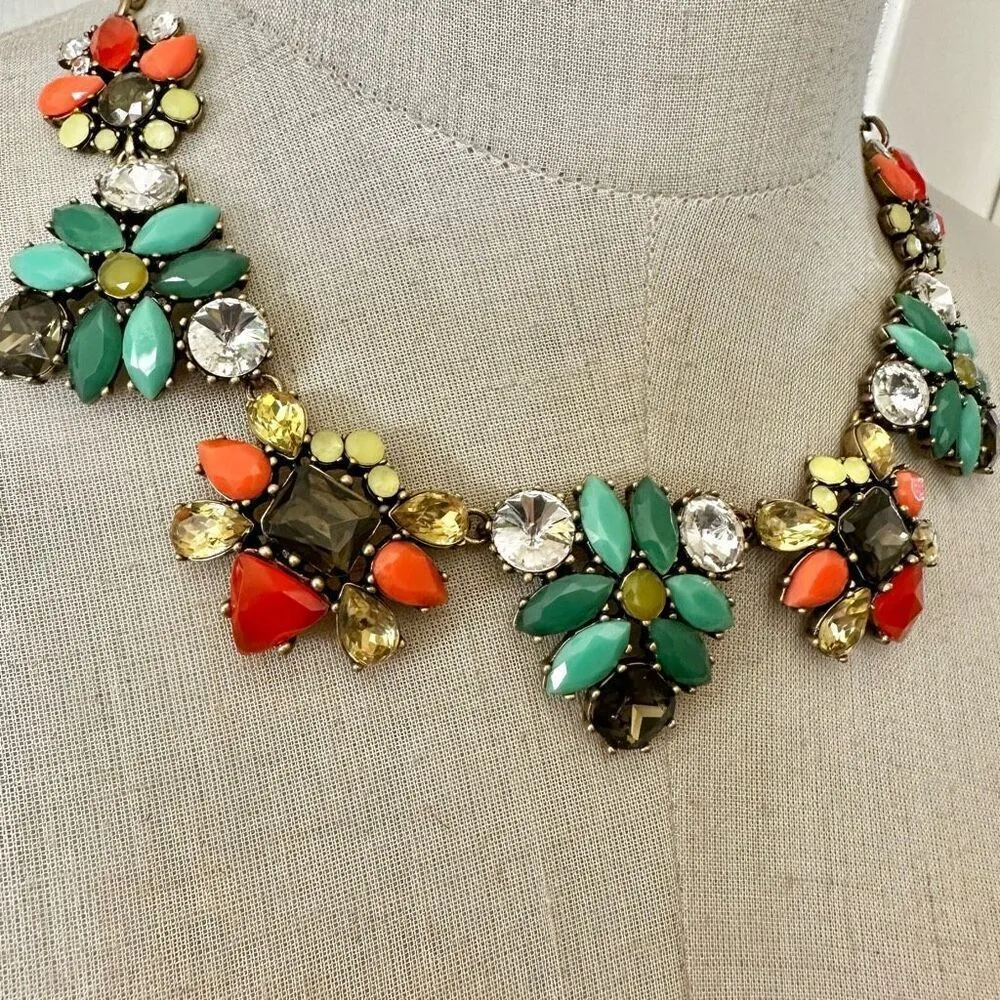 Stella and Dot Elodie statement Necklace Orange Green Flowers Statement - Image 3