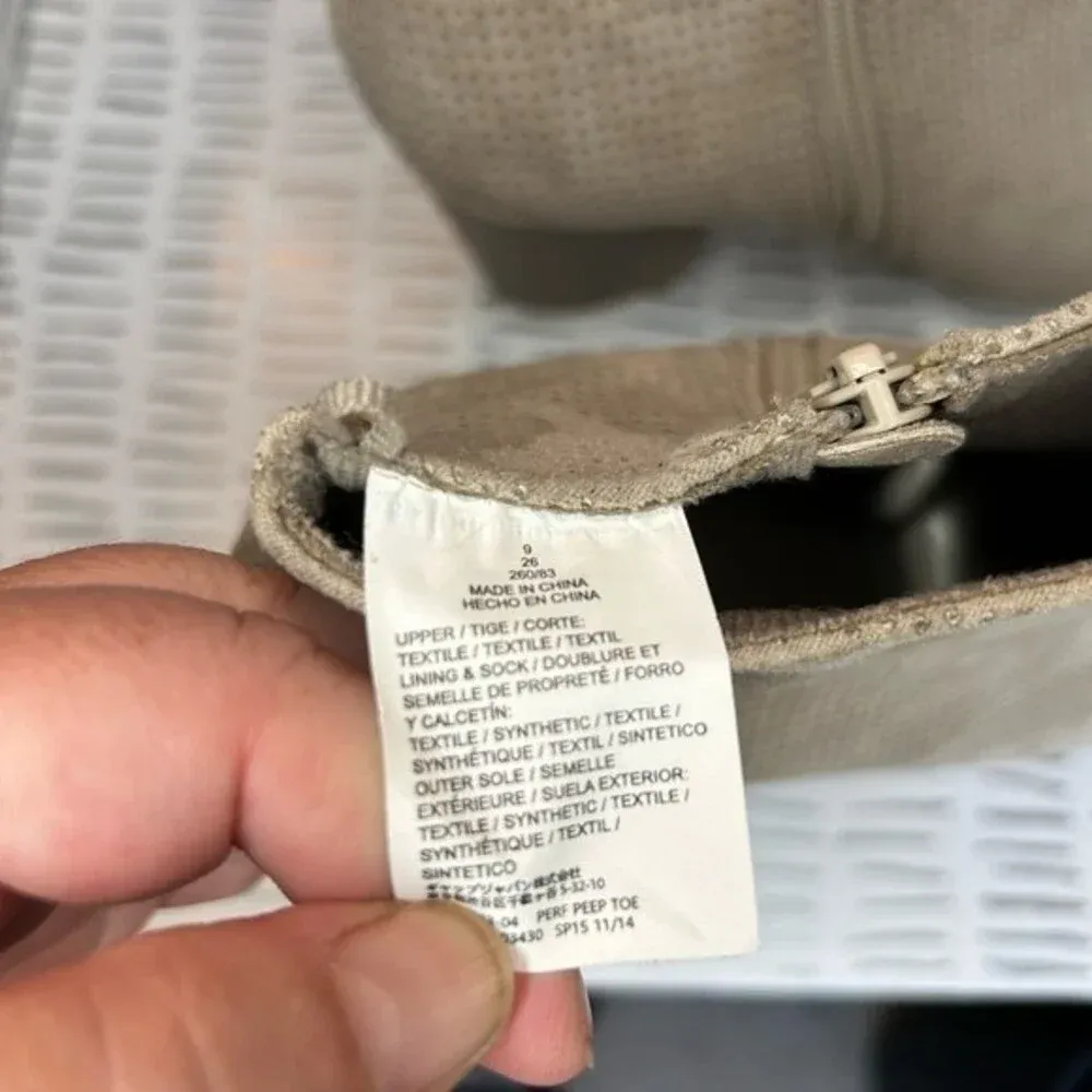 Old Navy Ankle Perforated Open Toe‎ Heel Bootie size 9 - Image 7