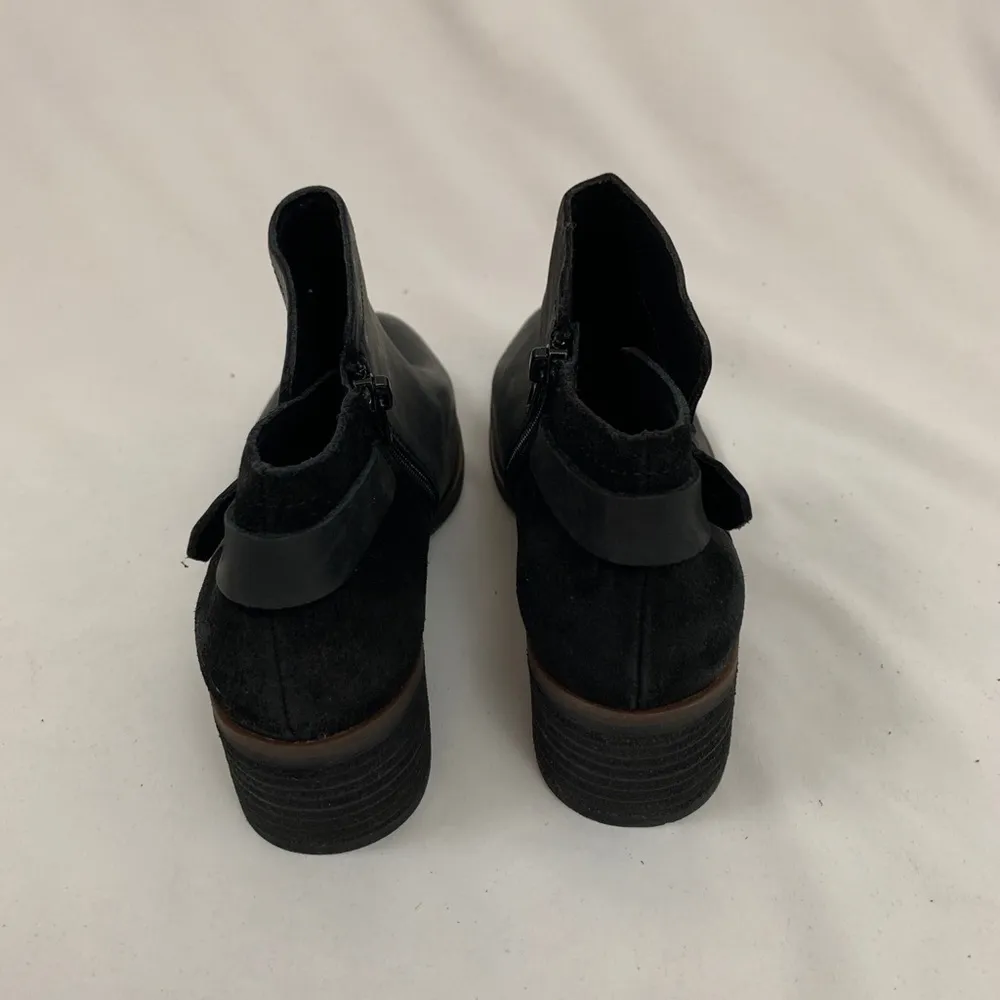 Loris by Kork-Ease Sonya Black Leather Ankle Boot‎ - Image 5