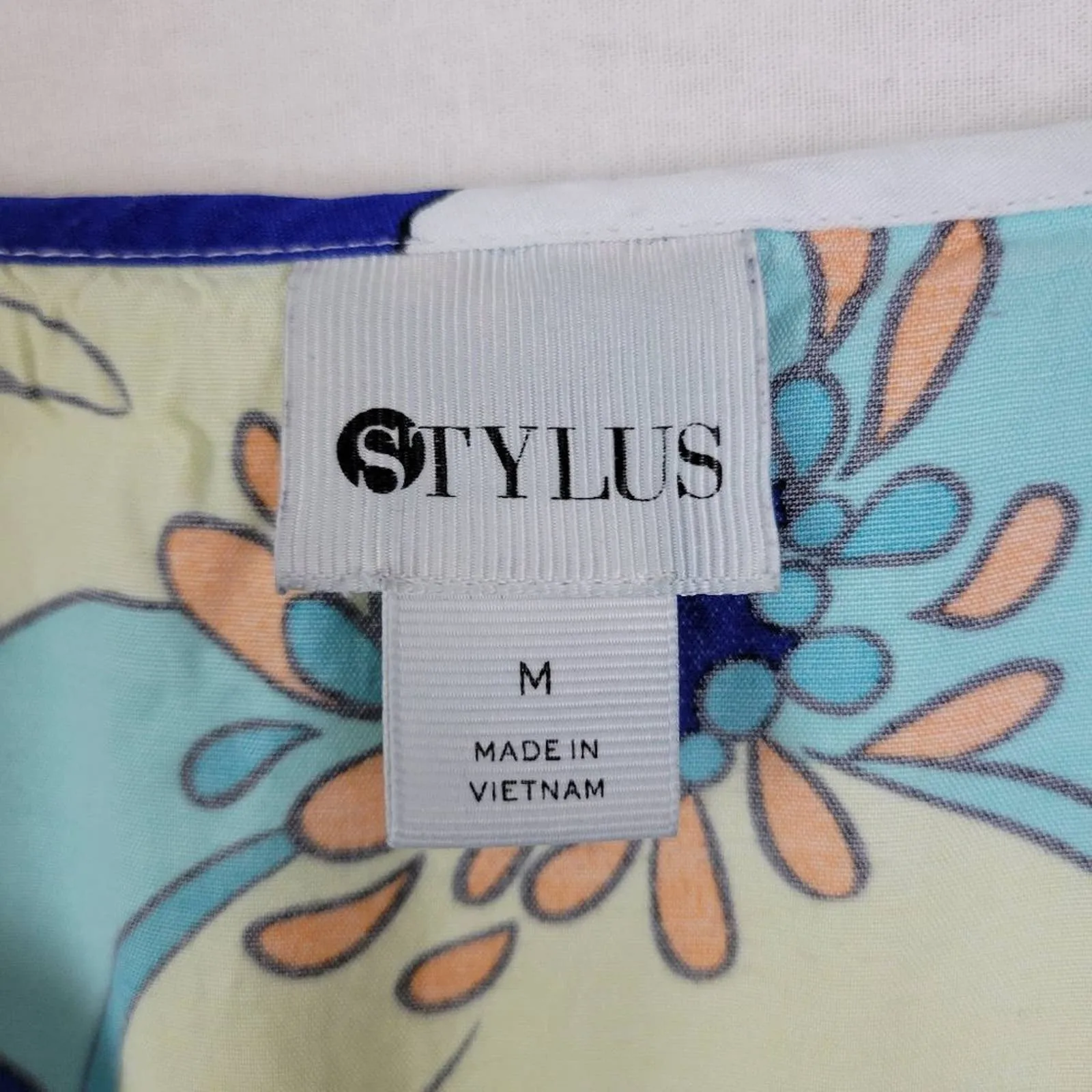 Stylus Womens Top Size M Wide Sleeve Blue Floral‎ Print Crepe Blouse Size M - Image 4