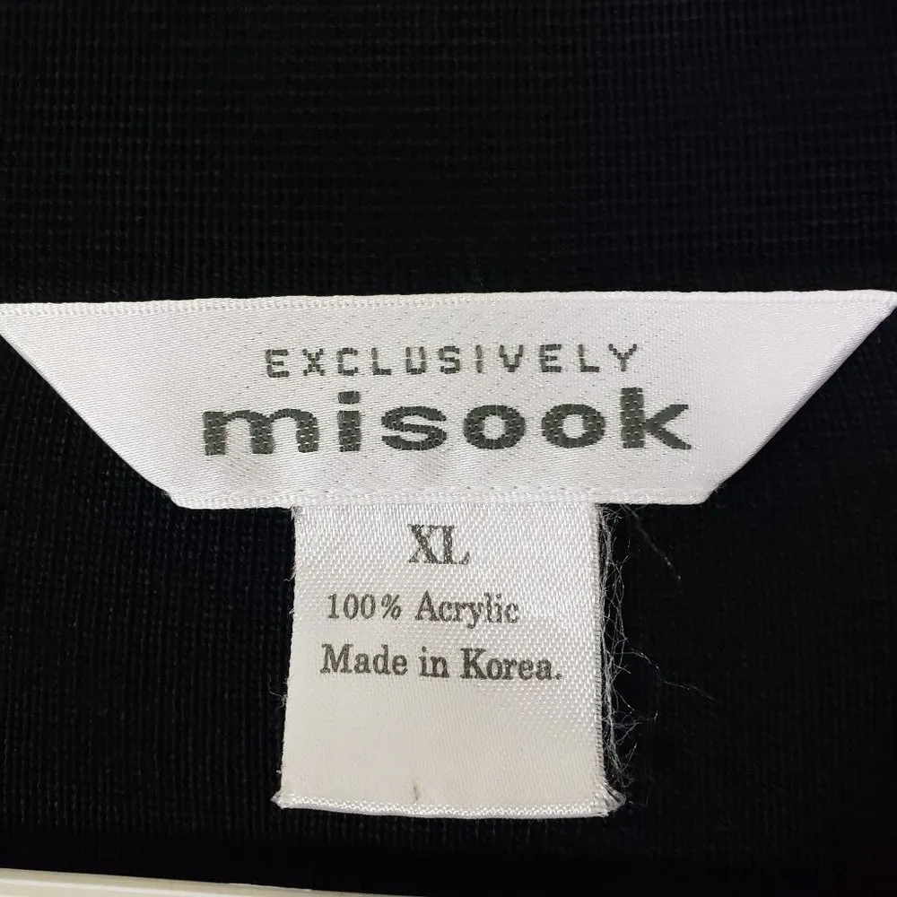 EXCLUSIVELY MISOOK Women's XL Black Solid Cardigan, Open, Shoulder Pads Sweater - Image 3
