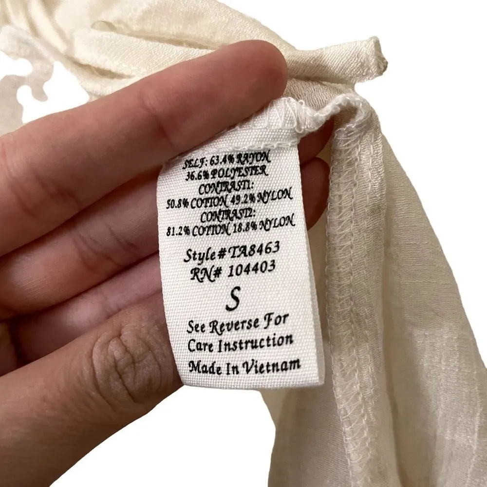 Blu Pepper white lace vneck blouse 3/4 sleeve top lightweight summer formal - Image 6