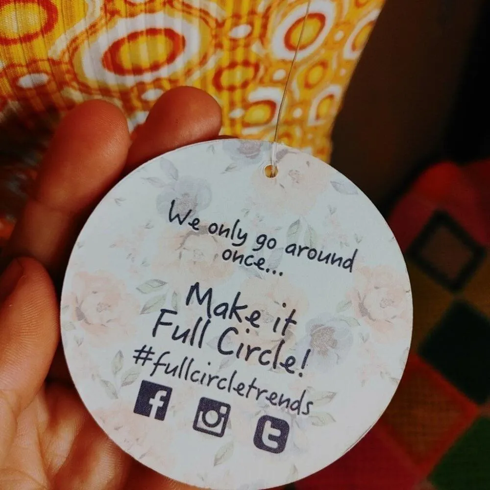 Jolie And Joy NWT Size Medium M Floral Crop Top Vibrant Bright Orange Red White - Image 10