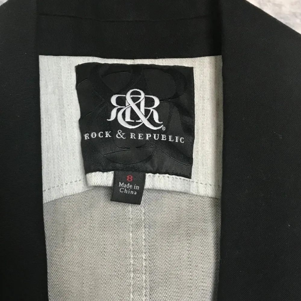 Rock & Republic Denim Tuxedo Jacket size 8 Light Baby Blue - Image 5