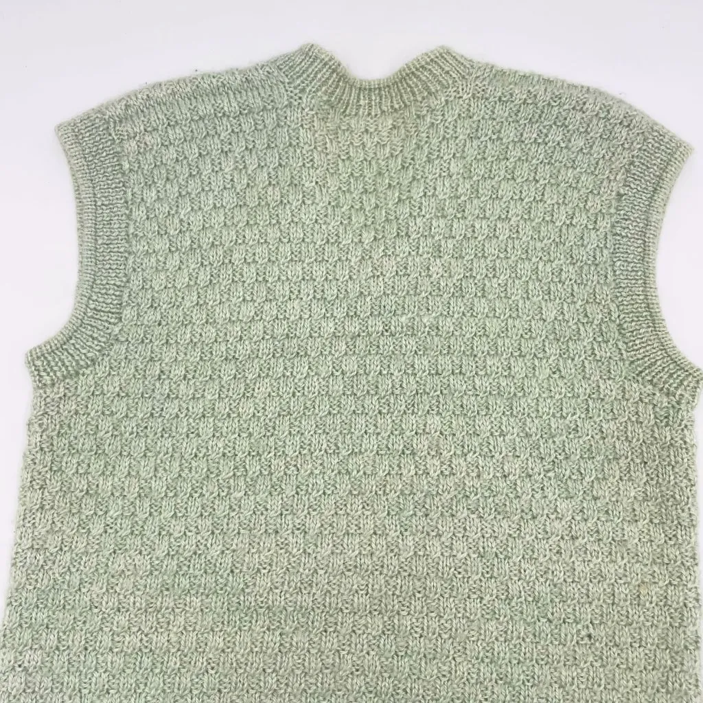 Handmade Sweater Vest‎ Long Sleeveless Pale Green V-Neck Knit Light Academia Top - Image 9