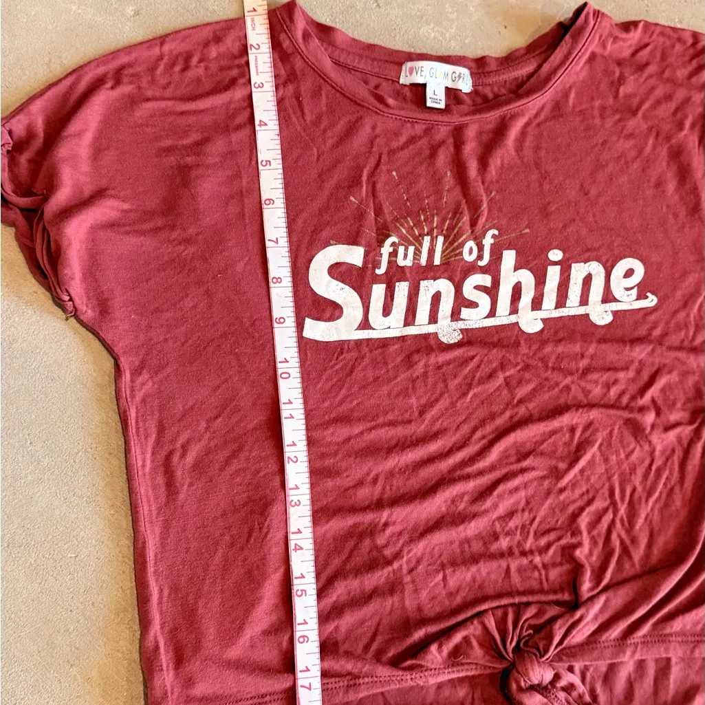Sunshine Red Women's Graphic Tee Size L - Image 6