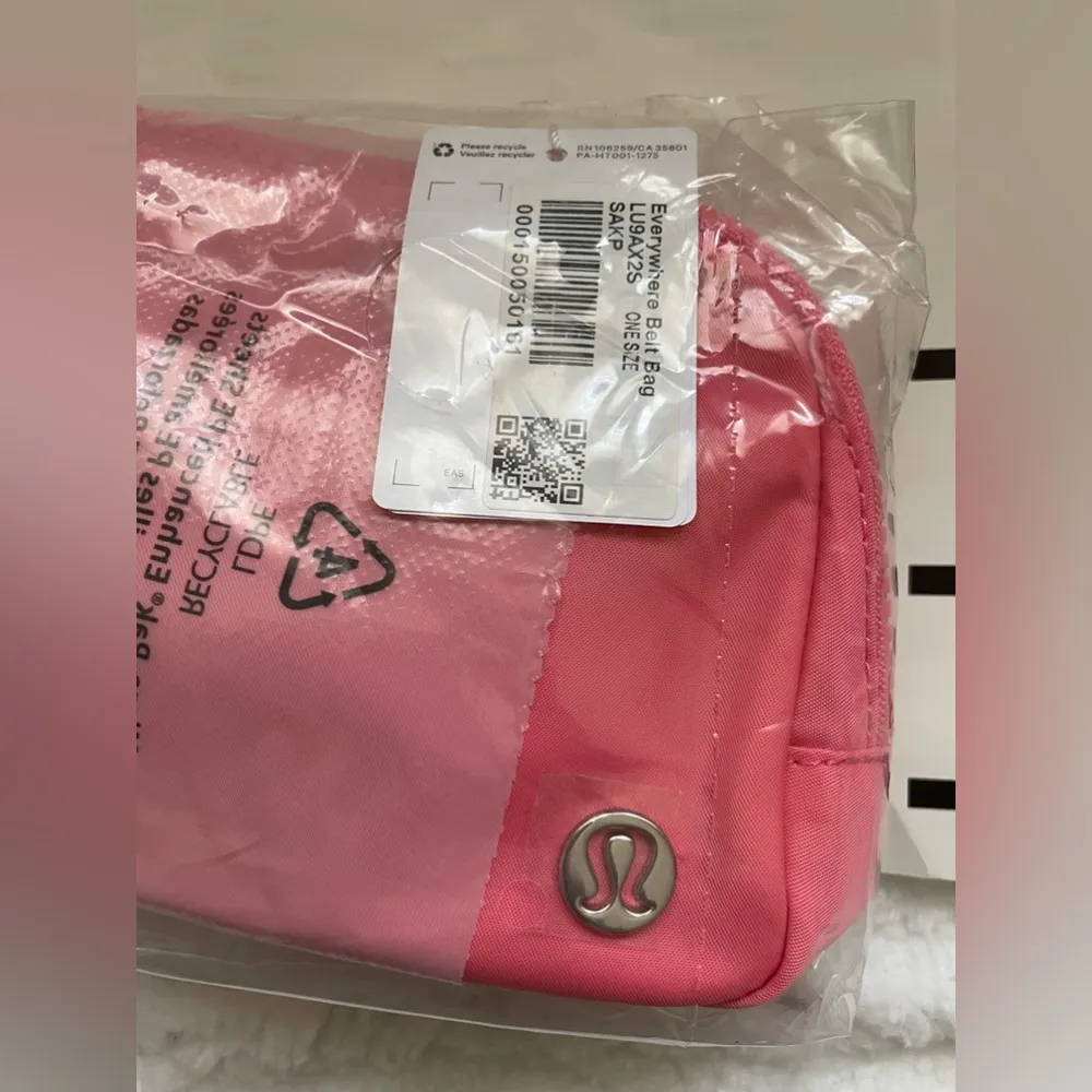 NWT Lululemon Everywhere Belt Bag 1L Sakura Pink - Image 8