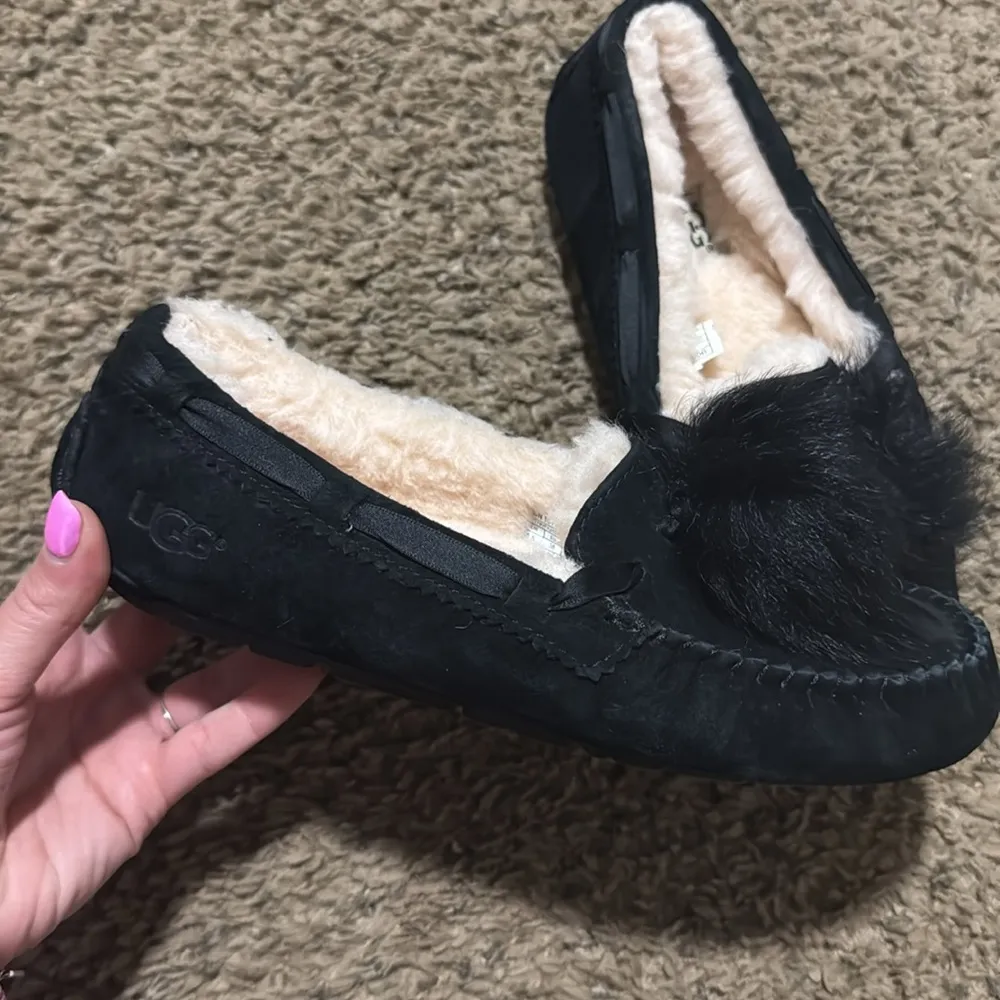 Ugg slippers - Image 2