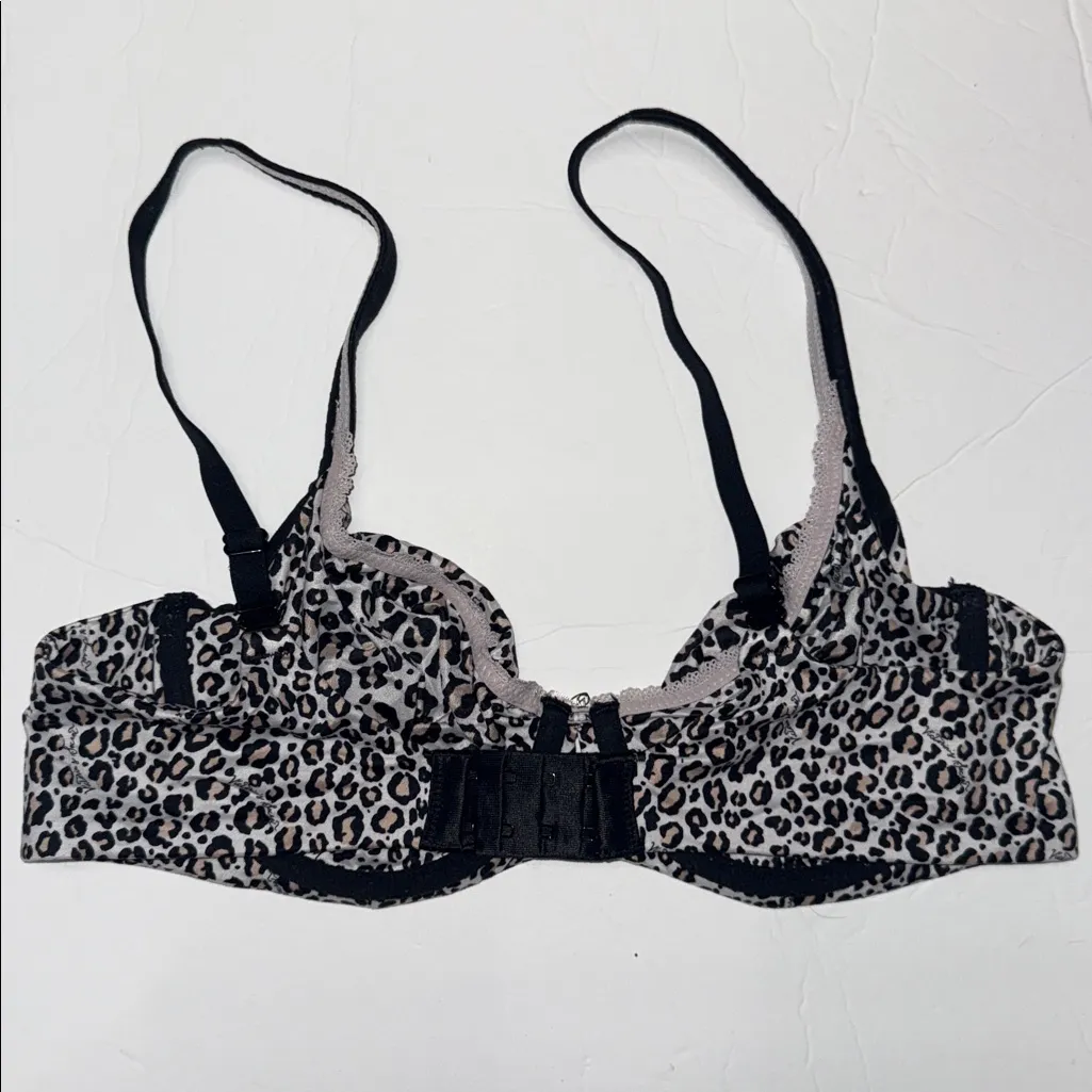 Body by Victoria’s Secret Demi Leopard Print Underwire Bra unlined adjustable - Image 4