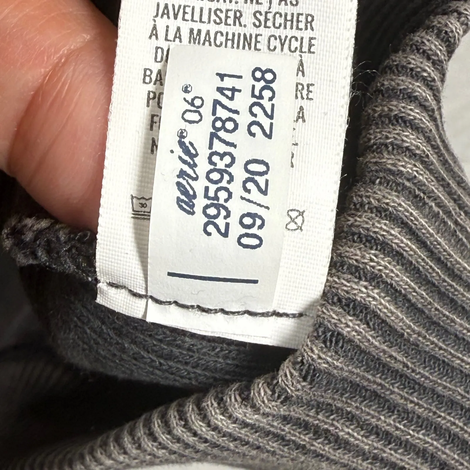 Aerie Hoodie Pullover Ribbed Drawstring Cropped Comfy Casual Gray Large‎ - Image 6