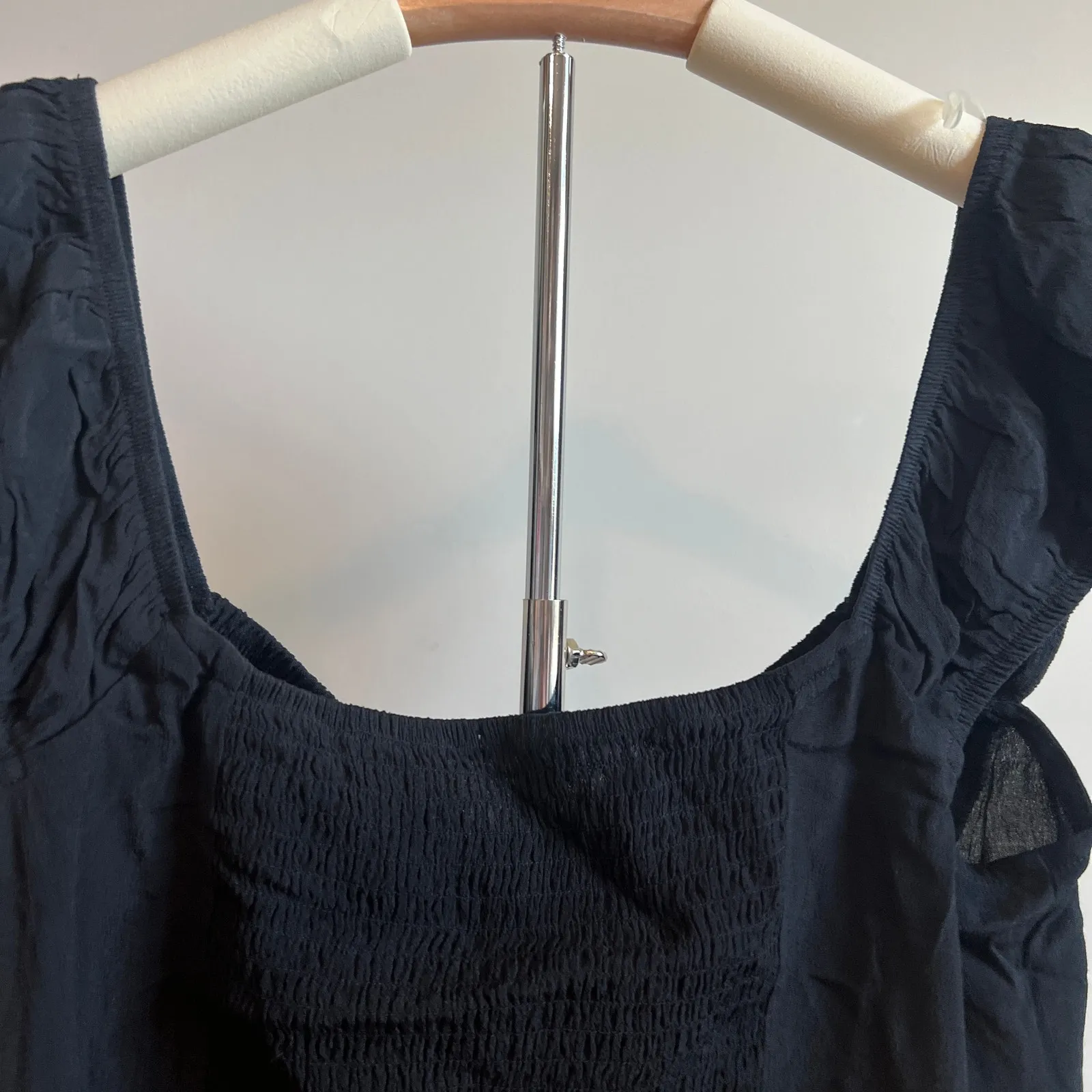 Wild Fable Women's Black Cap Sleeve Sweetheart Cropped Top - Size Large - NWT - Image 5