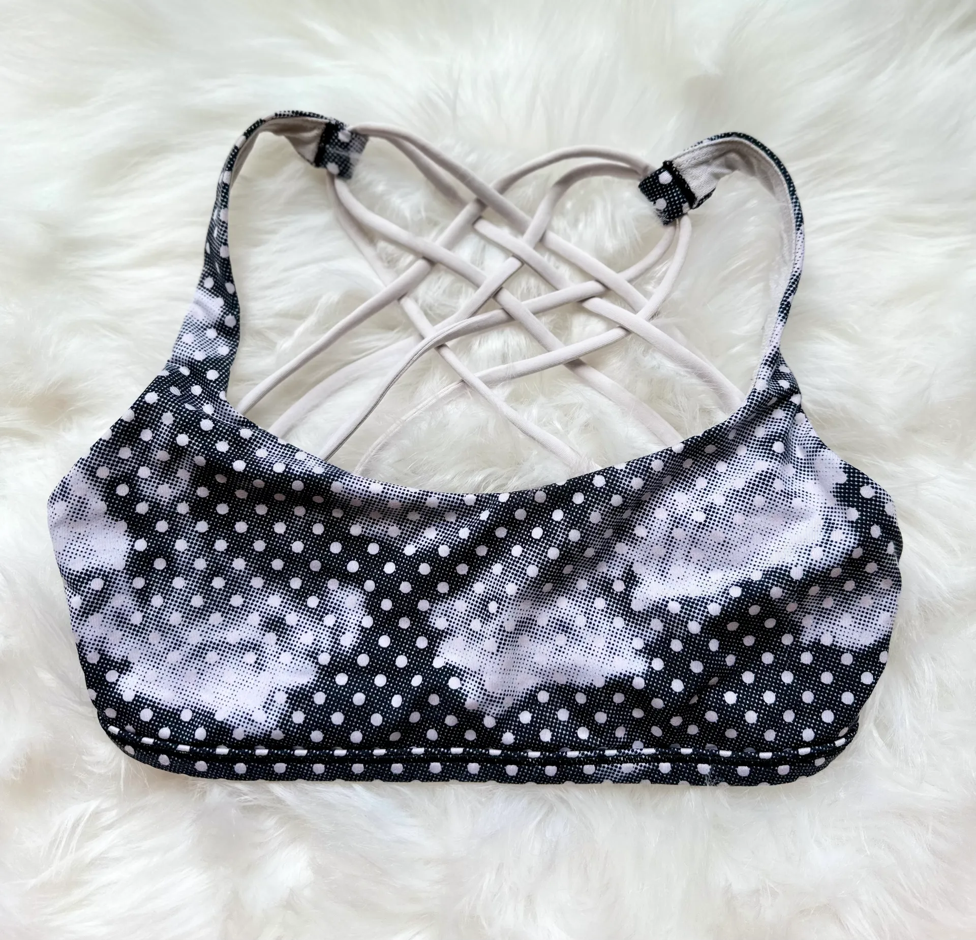 Lululemon  Free To Be Wild  - Image 4