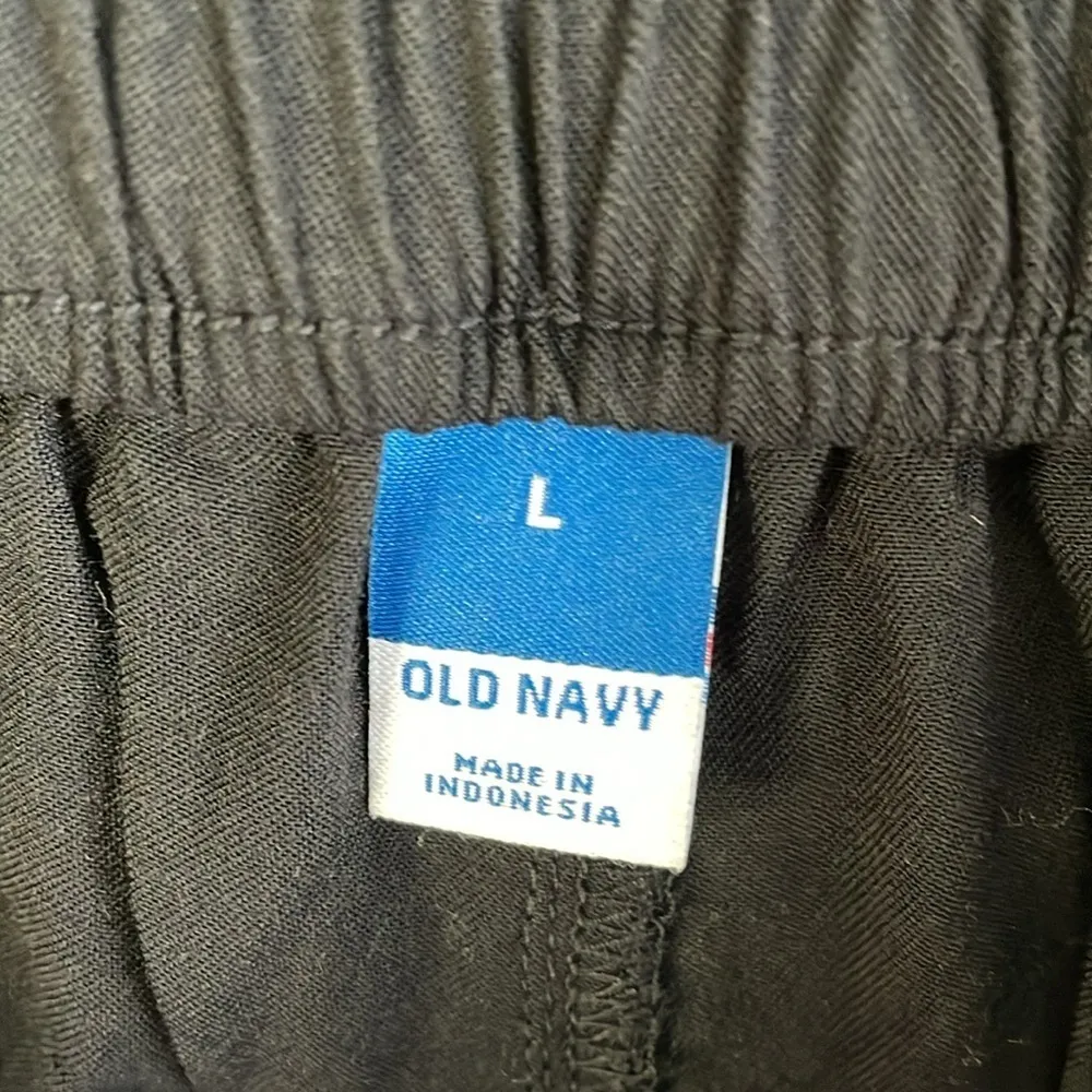 Old Navy Pull On Soft Shorts - Image 4