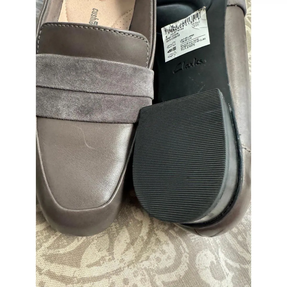 Womens Clarks shoes 9M - Image 7