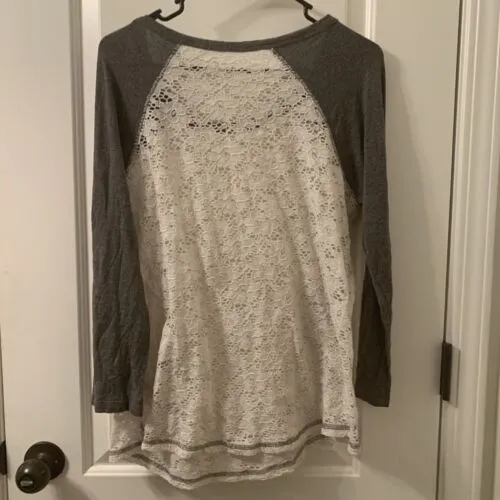 Maurices Shirt Women's Long Sleeve Lace Top Blouse Shirt Size XL Beige Gray - Image 8
