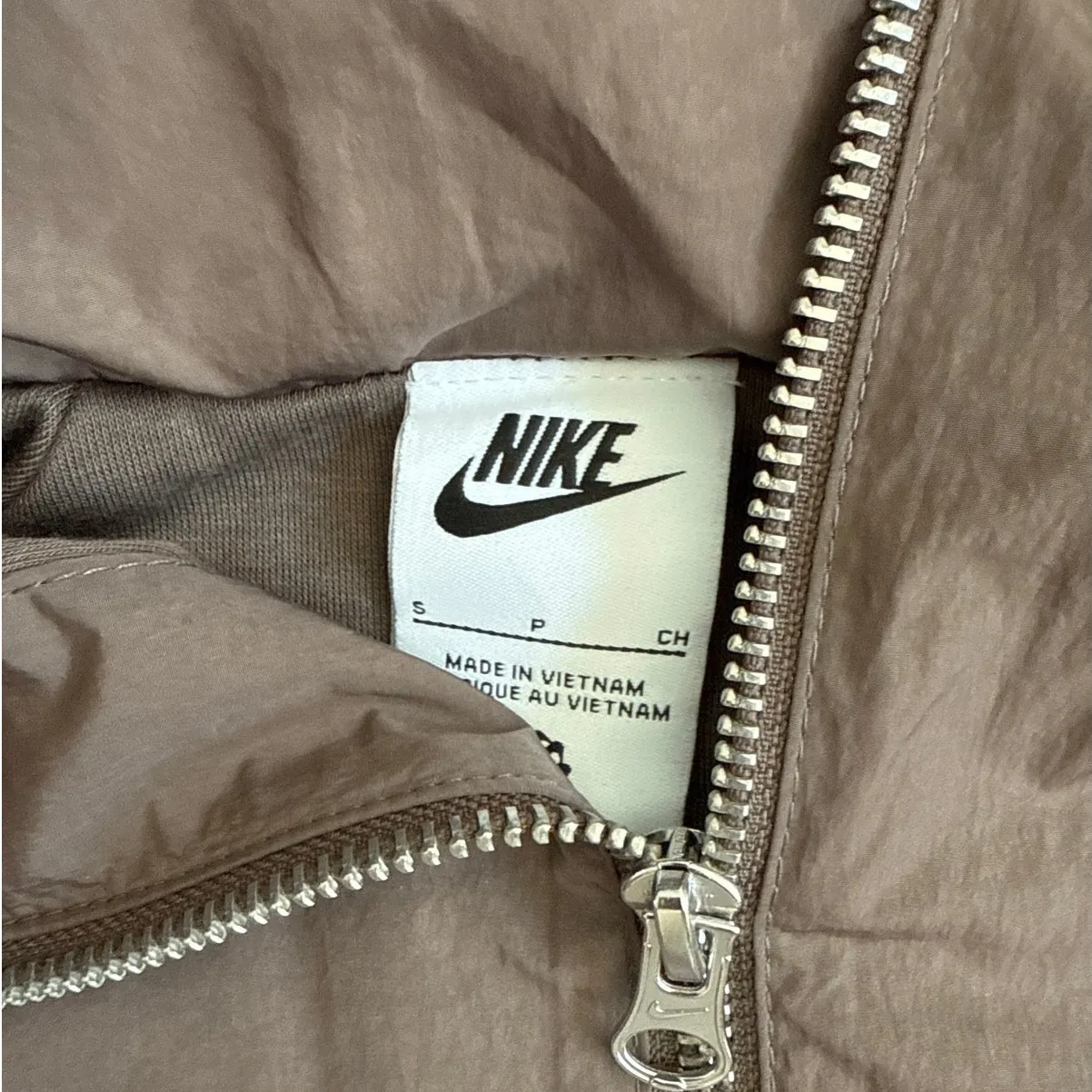 Nike Jacket Full Zip Windrunner Size S Gray Brown - Image 2