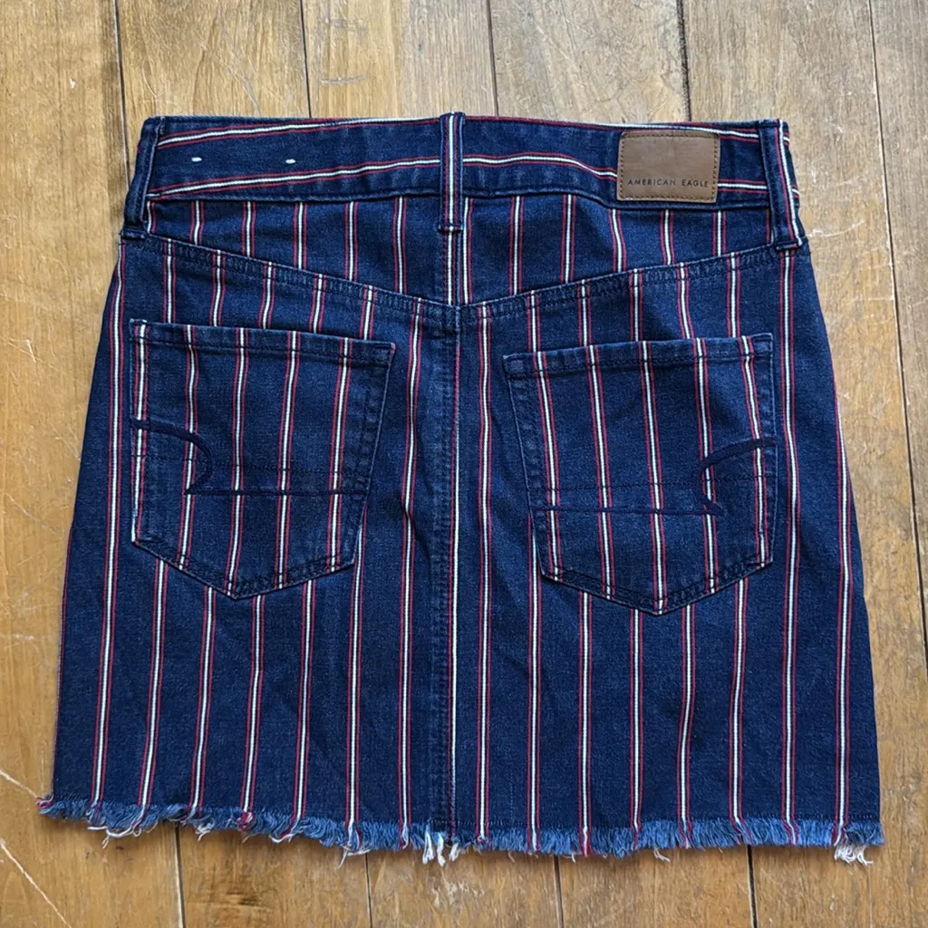 American Eagle Outfitters Hi Rise Striped Denim Mini Skirt 0 NWOT - Image 4