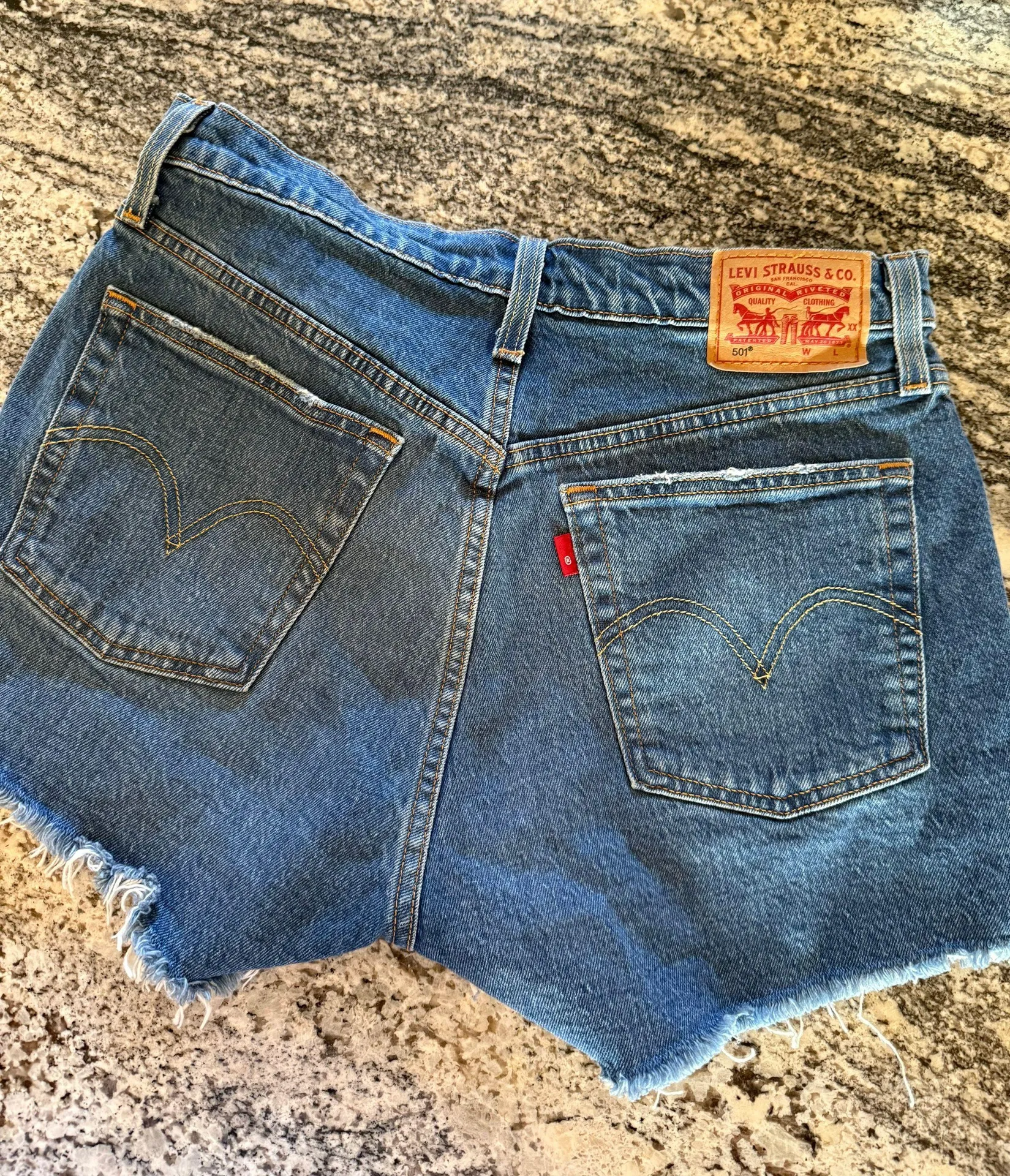 Levi’s 501 Shorts - Image 2