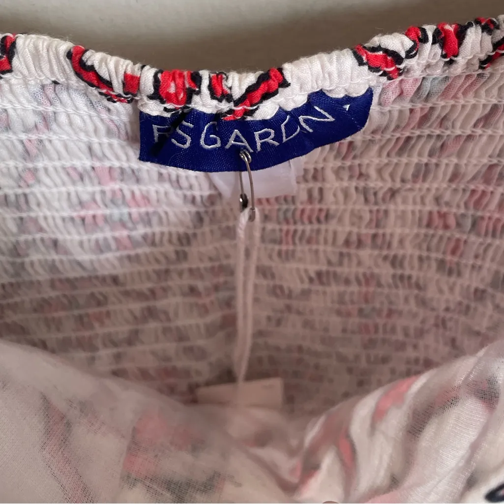 Ro's Garden Caracas Cotton Flutter-Sleeve Square-Neck Blouse Red Pompeii - Image 6