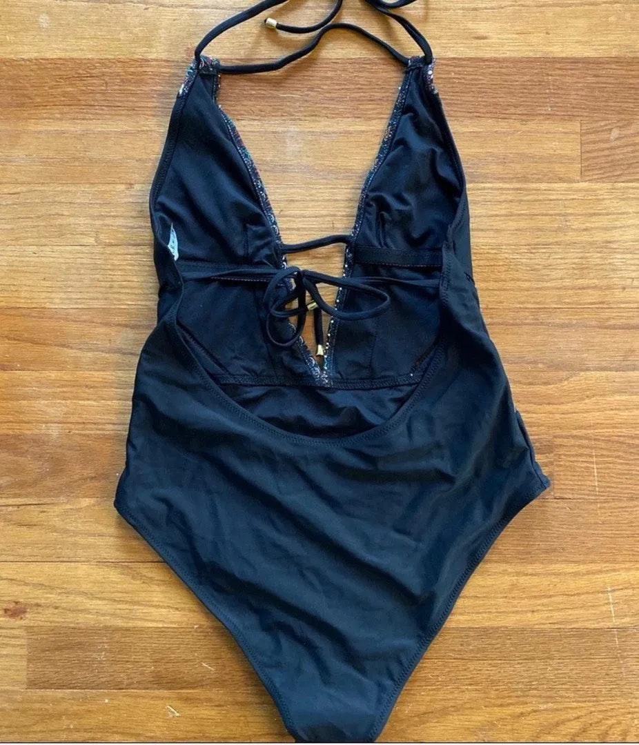 Cupshe Black One Piece Swim - Image 2