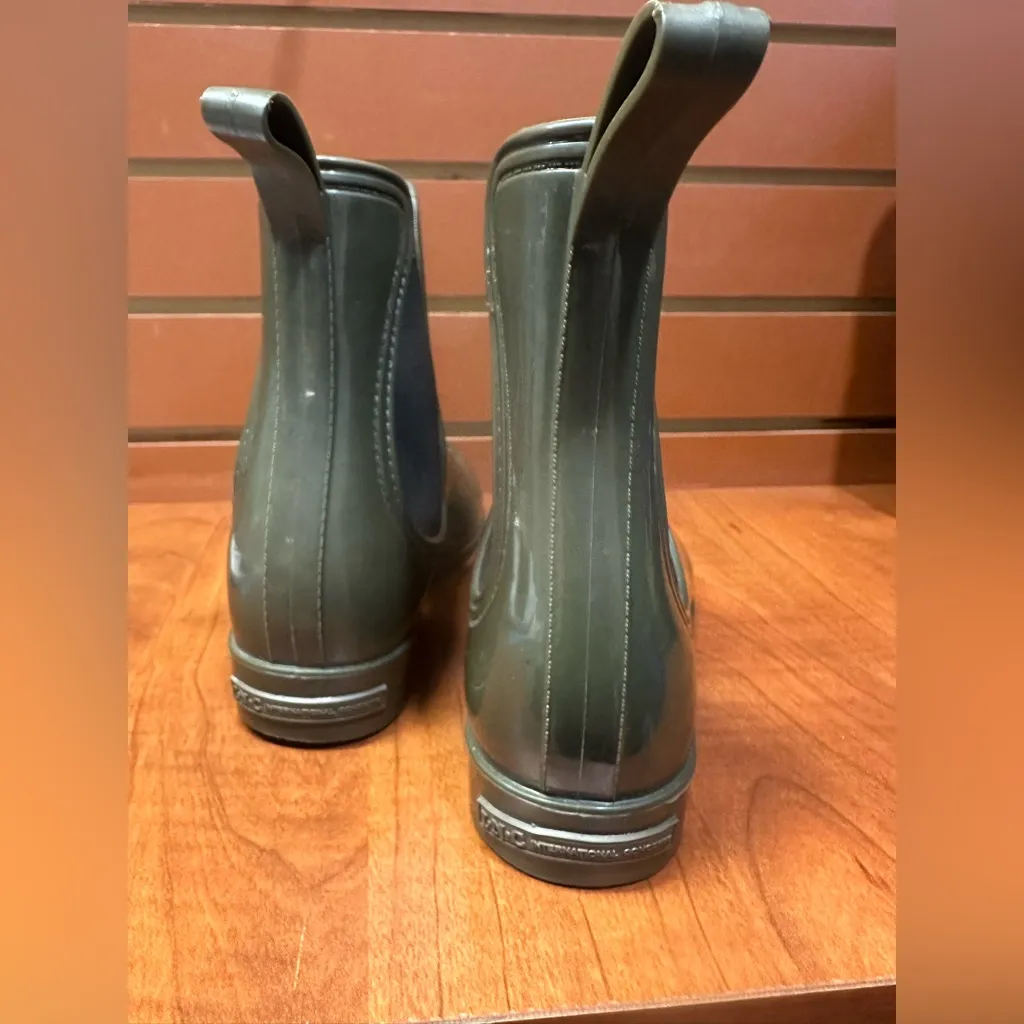 INC International Concepts Olive Green Rain Boots Size 8 - Image 5