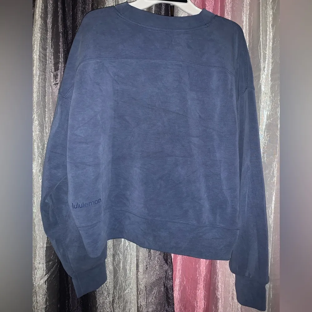 NWOTs Softstreme Perfectly Oversized Cropped Crew size 6 - Image 2