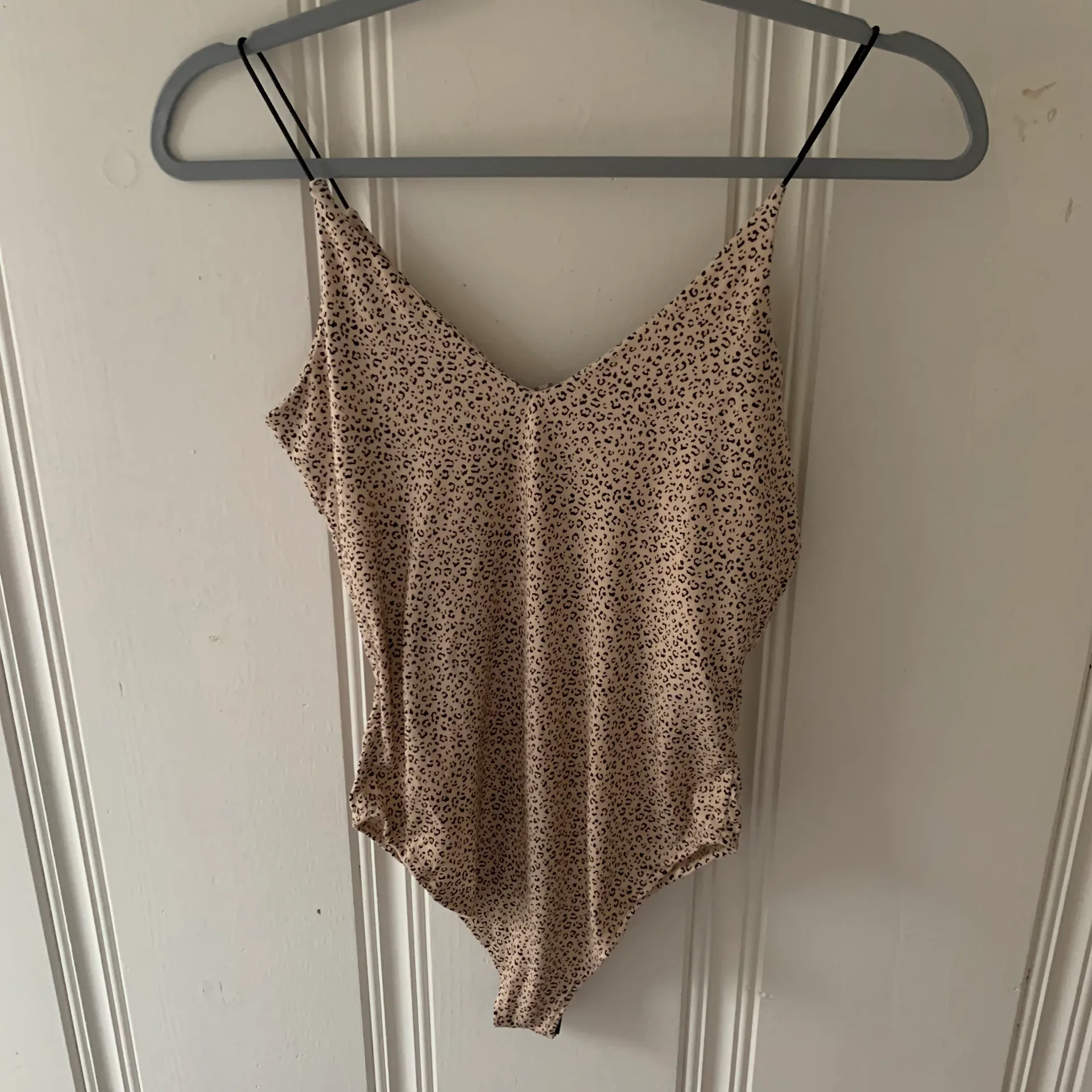 Tan Brown Black Leopard VNeck Leotard Bodysuit NWT - Image 2