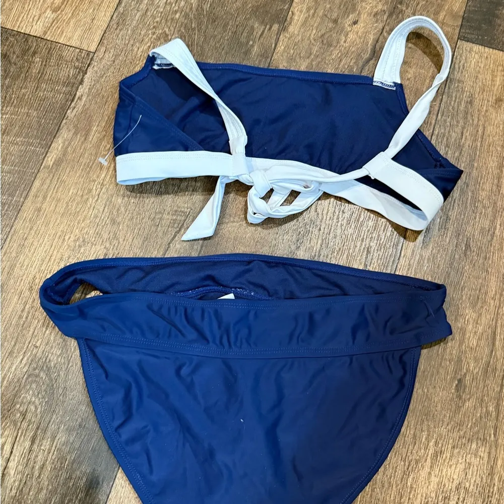 Athletic Blue and White Bikini Swim Set Size M - Image 3