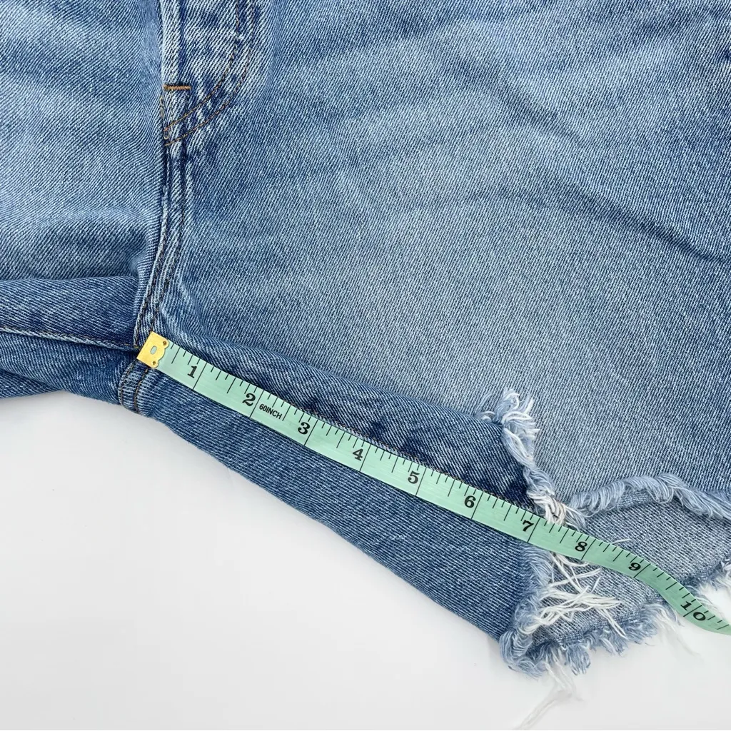 Levi's Premium 501 90s Cutoff Mid Thigh Jean Shorts Women's Size 28 Medium Wash - Image 13