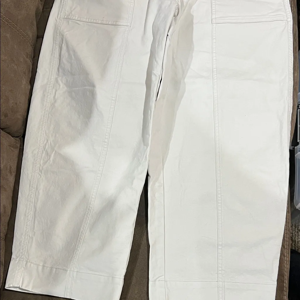 Old Navy Cream Barrel Leg Pants - Image 4